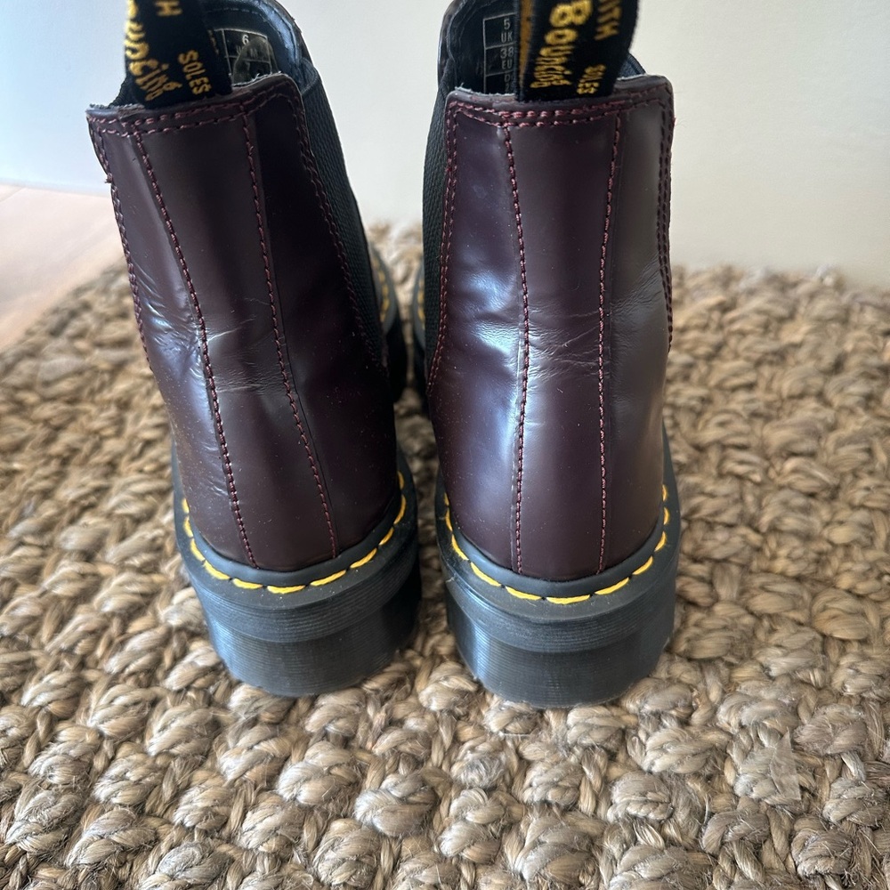 Dr. Martens Awesome Chelsea Boots - Picture 9 of 10
